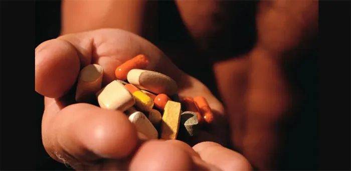 肾病健康知识分享：哪些中药可以对抗激素的毒副作用？