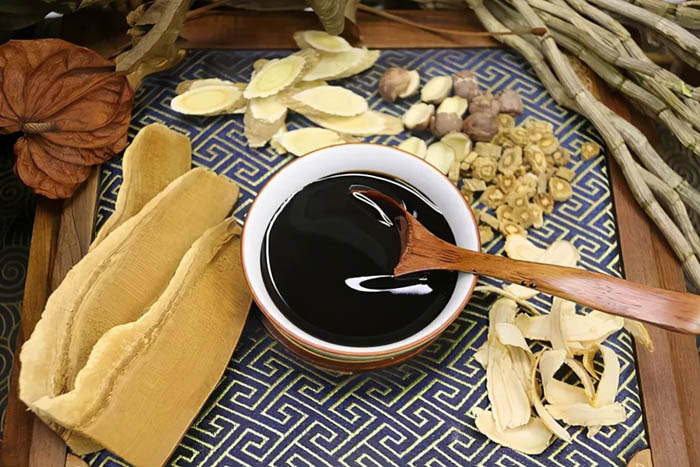 肾病健康知识分享:服用激素要怎么减量,什么情况下才可以减量?